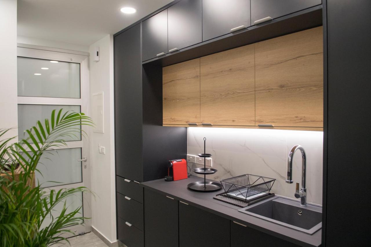 Skin Suites-Luxury Living Nicosia Ngoại thất bức ảnh