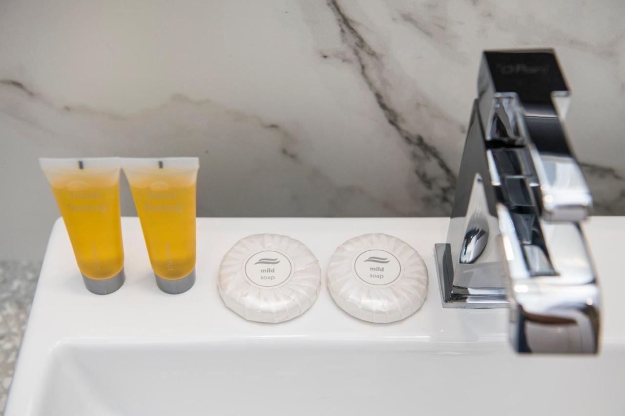 Skin Suites-Luxury Living Nicosia Ngoại thất bức ảnh