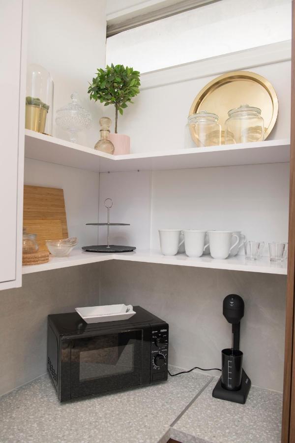 Skin Suites-Luxury Living Nicosia Ngoại thất bức ảnh